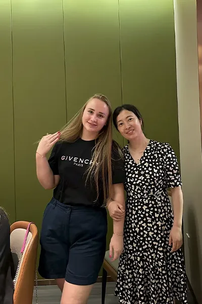 Group photo with clients 6