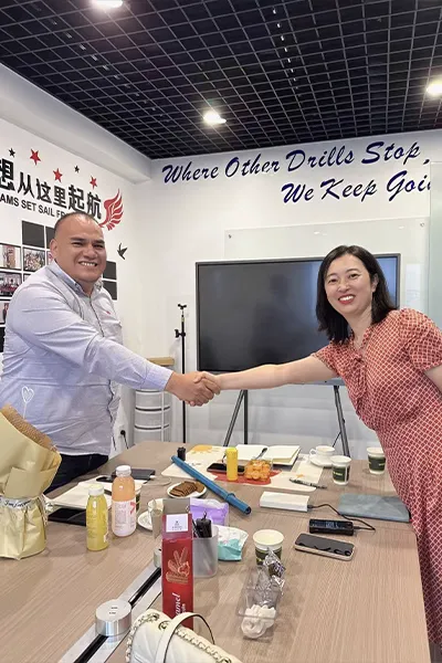 Group photo with clients 8